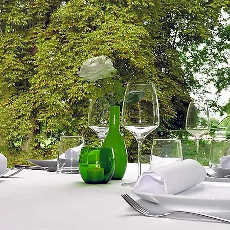 Weserhotel Schwager فندق هولتزميندن